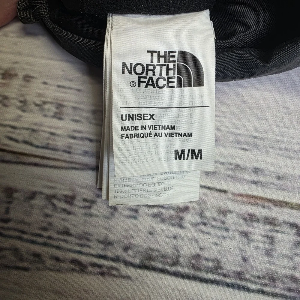 The North Face Gloves Unisex Medium‎ Black Camo DryVent Insulated Waterproof